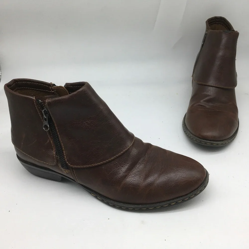 b.o.c. Born Concept Womens Brown Ankle Booties C17106 CHG16 Size 8.5M